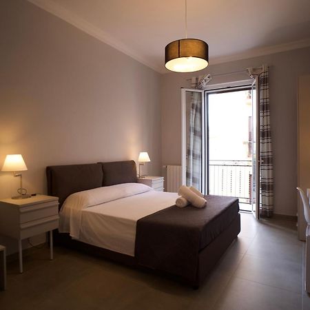 Donna Franca Rooms And Suite Παλέρμο Εξωτερικό φωτογραφία